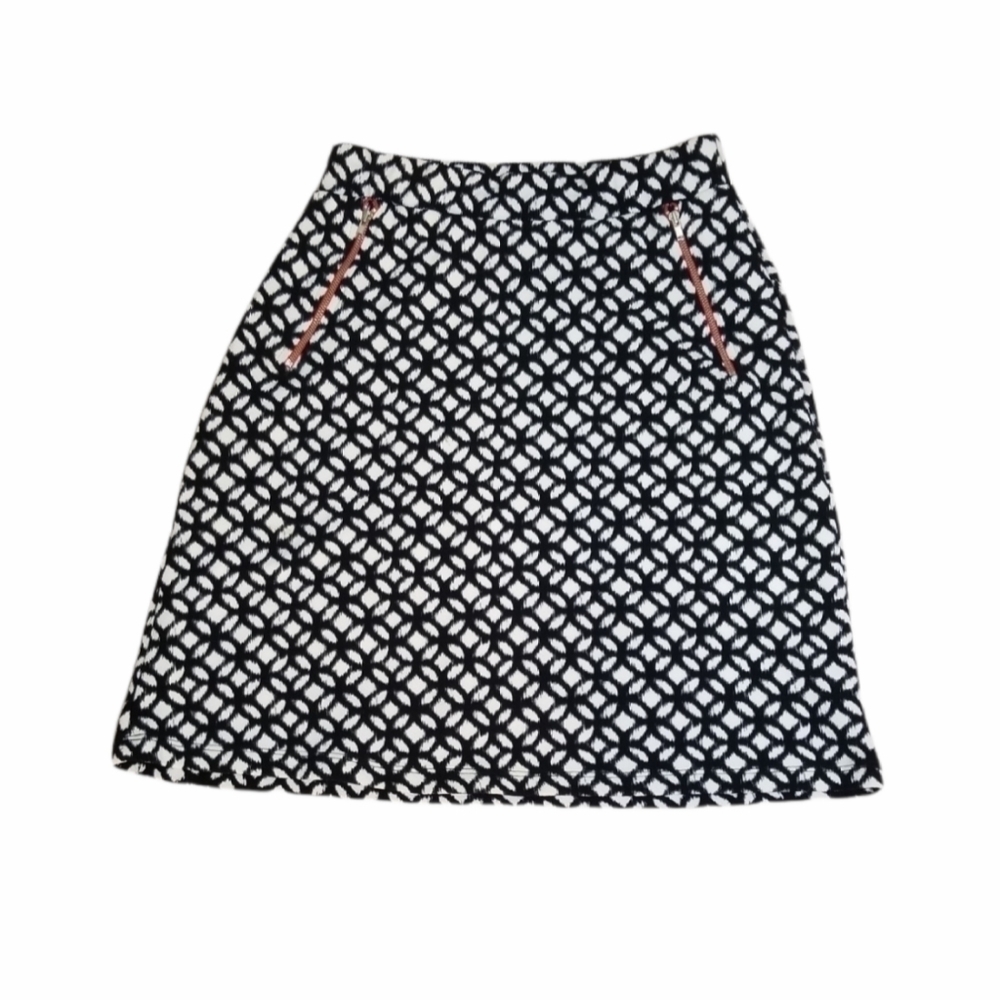 LE lis Maura zipper pocket detail skirt,  size S, colors: black and white